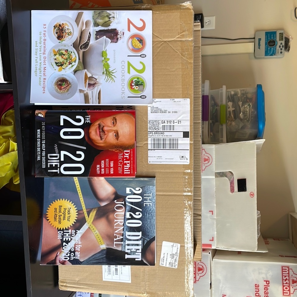 Dr. Phil 2020 diet book, cookbook and journal.